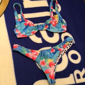 Bikini tropical